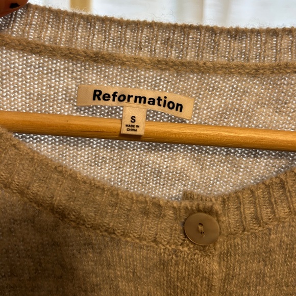 Reformation Clara Cashmere Crew Cardigan - Picture 4 of 7